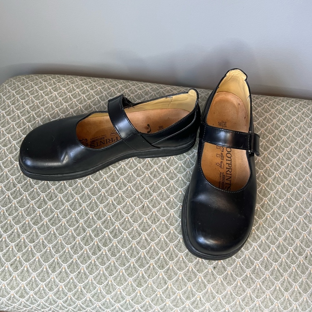 Footprints by Birkenstock black leather MaryJane style shoes size 38/ US 7.5-8